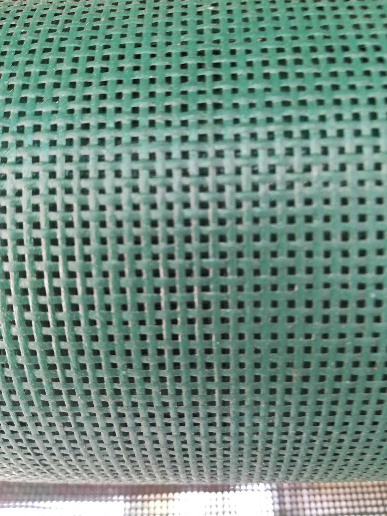 Przeciwwiatrowa tkanina , siatka przeciwwietrzna do obór stajni 2x25 m
