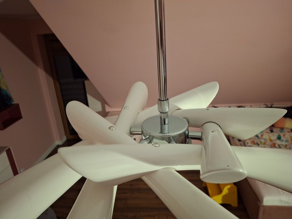 Lampa Mantra POP white
