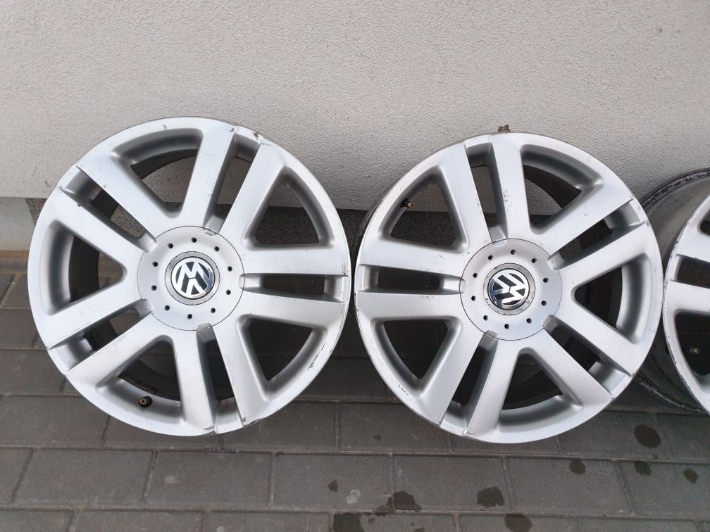 Alufelgi 17" vw audi skoda 5X112 7Jx17H2 ET54 alu passat felgi golf