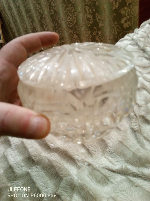 Шкатулка из горного хрусталя