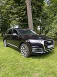 Продам отдичную audi q7 4m