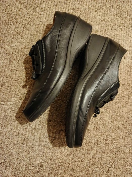 Туфлі жіночі 38 розмір