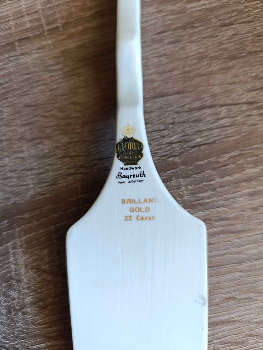 Ozdobna patera z packą, zdobiona złotem, Gloria Bavaria, Royal Crown