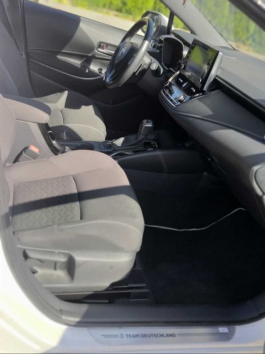 Toyota Corolla Hybrid 2.0