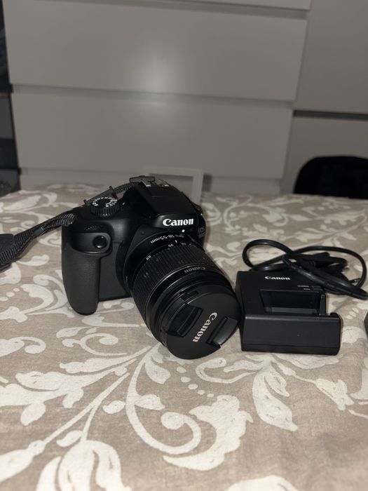 Camera Fotográfica Canon 4000D