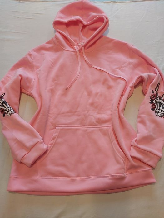 Bluza ocieplana kangur  różowa czaszka alternative goth anime Shein
