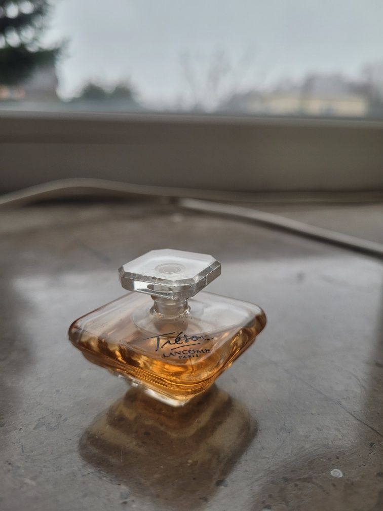 Lancome Tresor perfumy