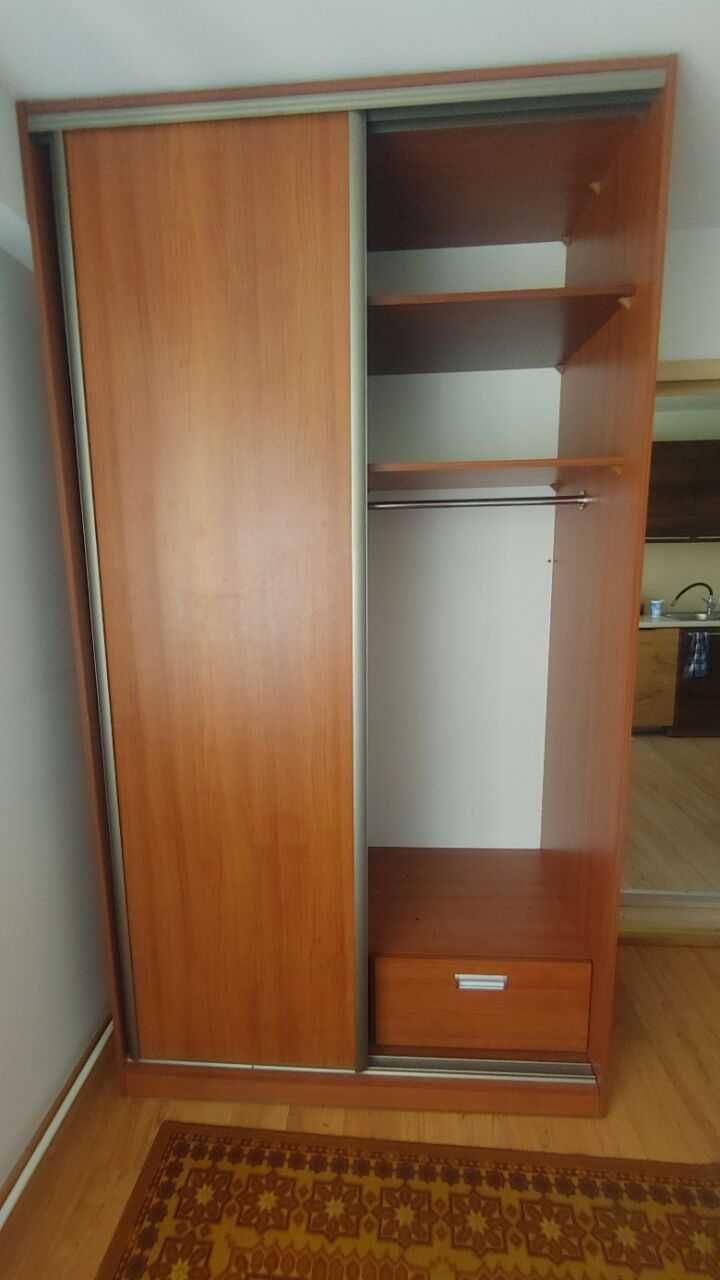 Szafa przesuwna, 135 jak nowa, póki, wieszaki, szuflady