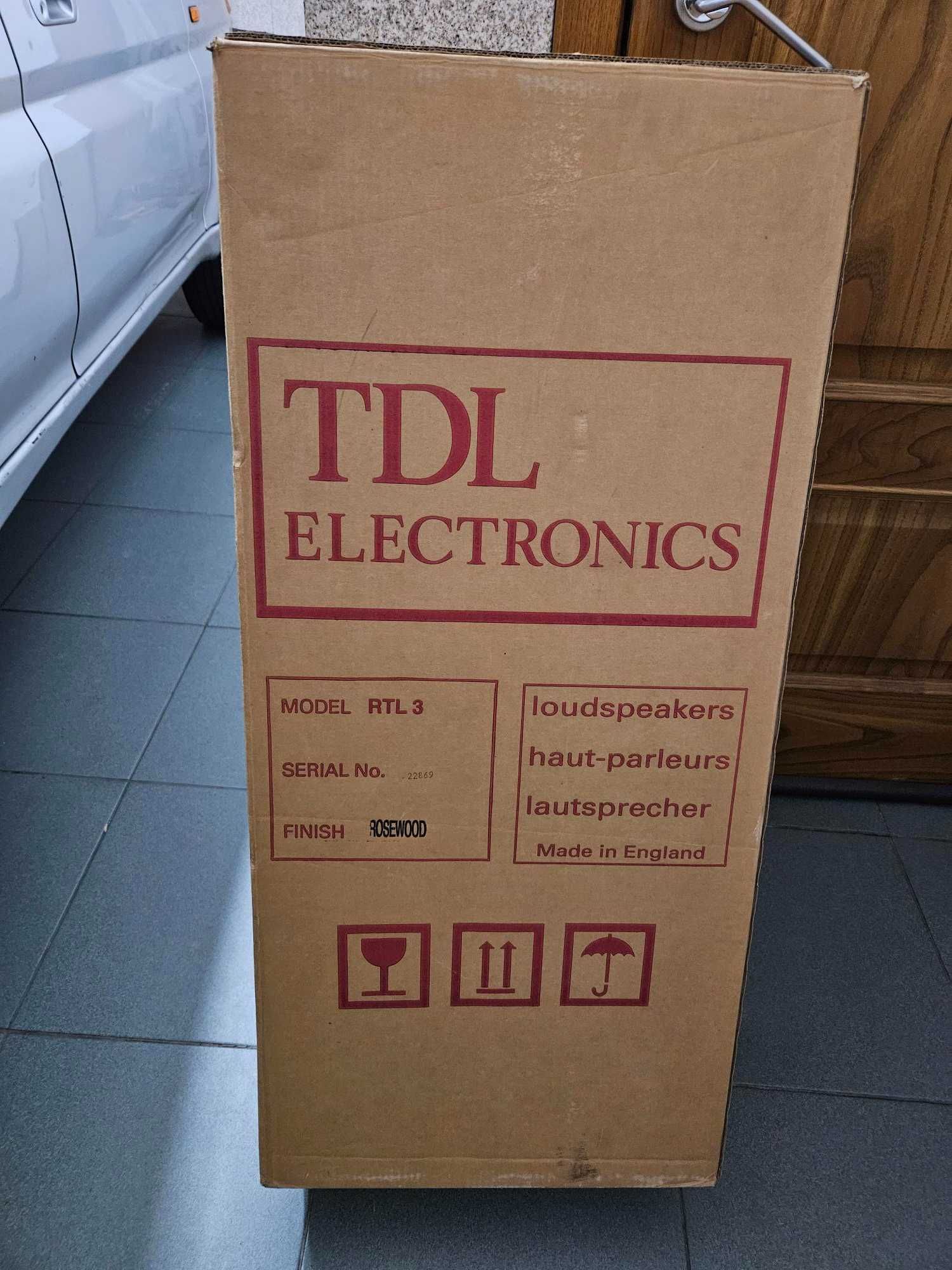 Colunas de chão TDL RTL3