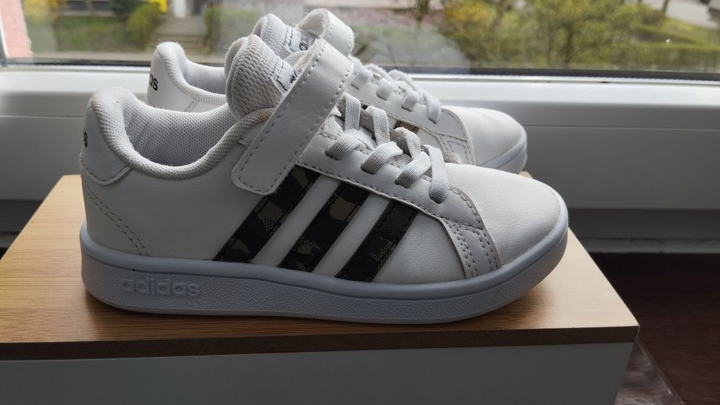 Buty Adidas chłopiec 28