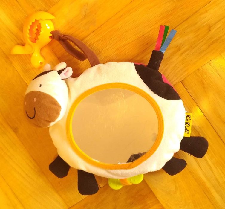 Maskotka - krówka - zawieszka do wózka, łóżeczka, fotelika