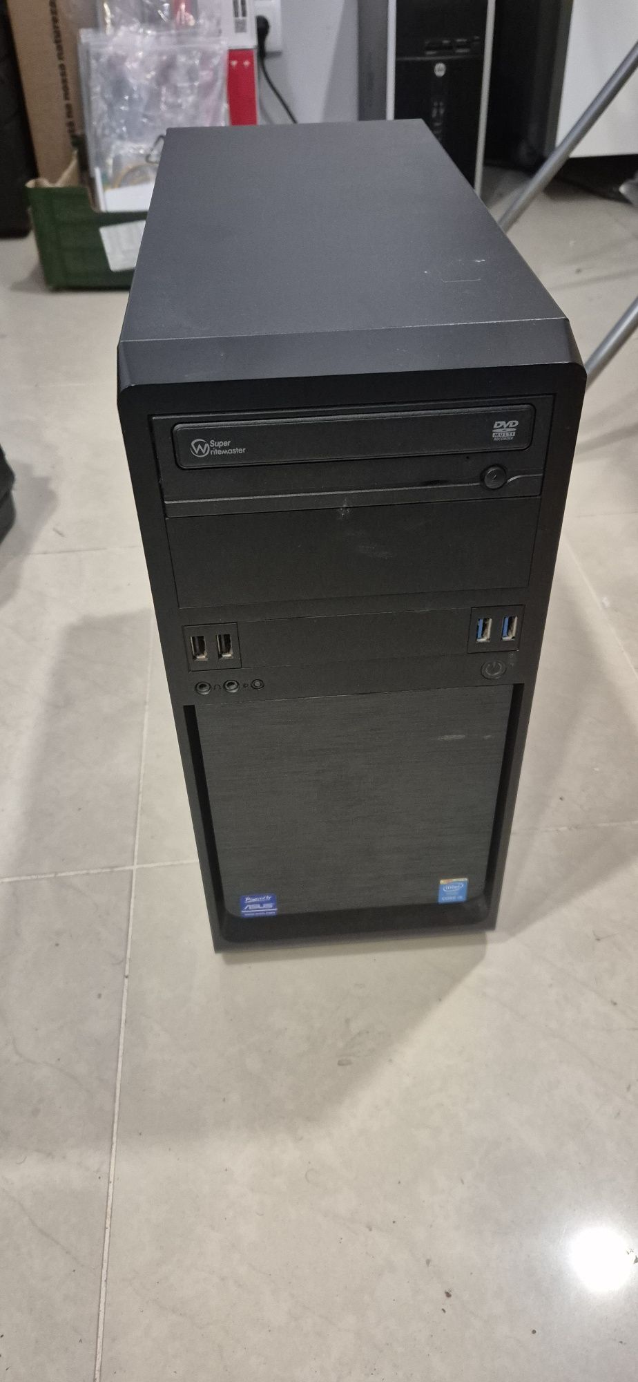 Computador Asus i5-4460, 16GB RAM, 240GB SSD