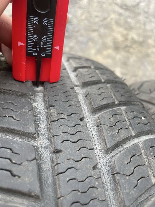 Opony zimowe na felgach stalowych r14