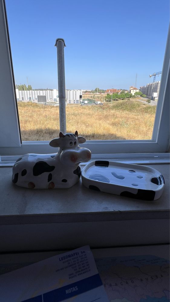 Duas loiças da Vaca