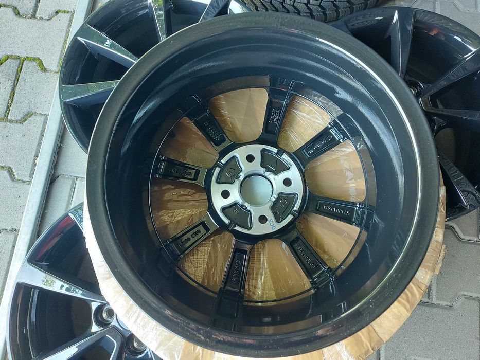 15 4x100 KIA Picanto III Rio Stonic HYUNDAI i10 i20 Toyota Yaris Swift