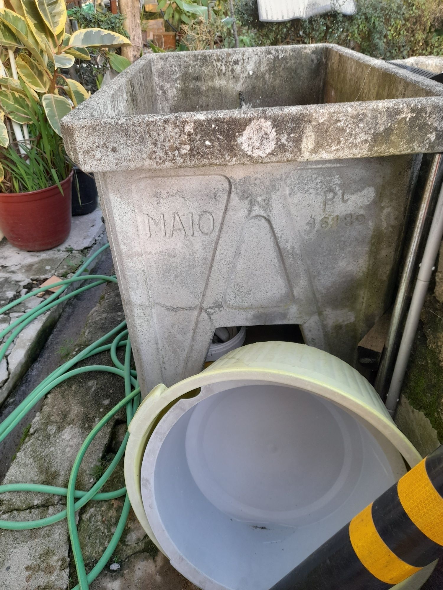 Vendo pia cimento