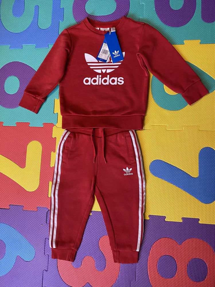 Dres adidas czerwony