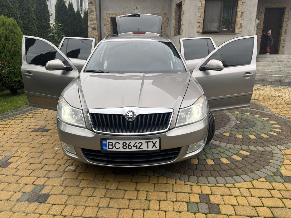 Skoda octavia 2011 (Шкода октавія) 1.6td