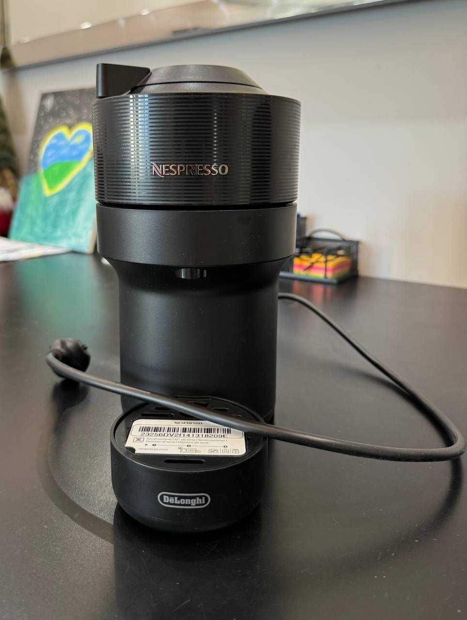 Nespresso De'Longhi ENV90.B Vertuo Pop, ekspres do kawy na kapsułki