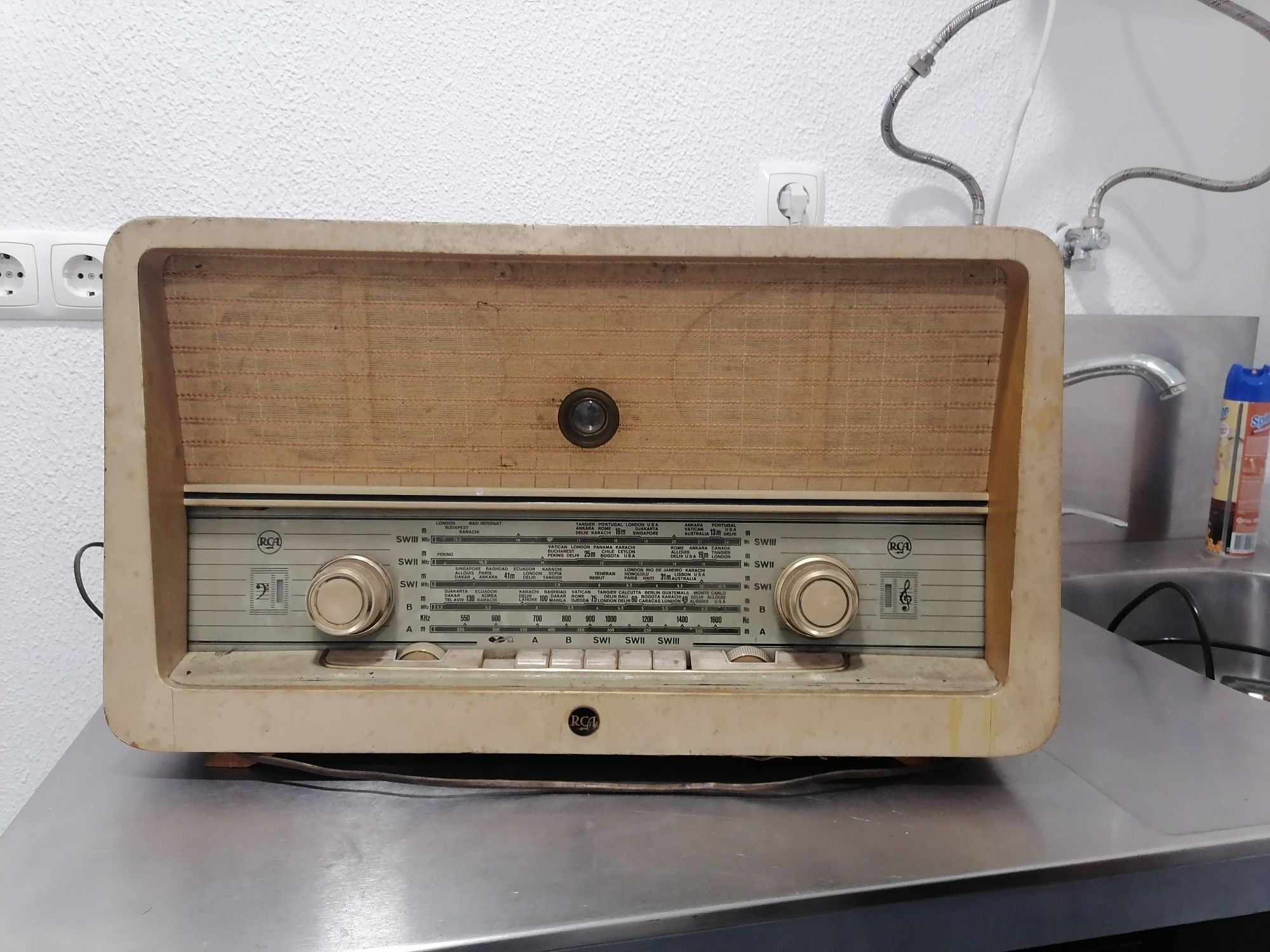 Radio RCA de 1956