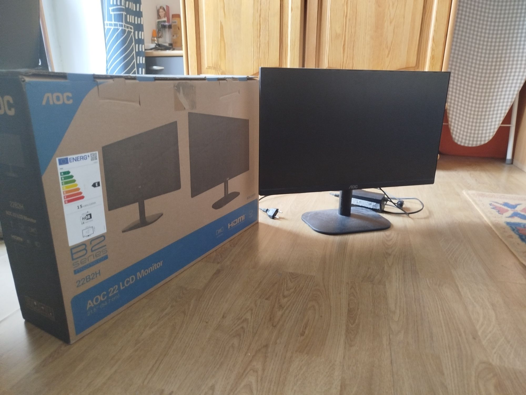 Monitor AOC 22B2h