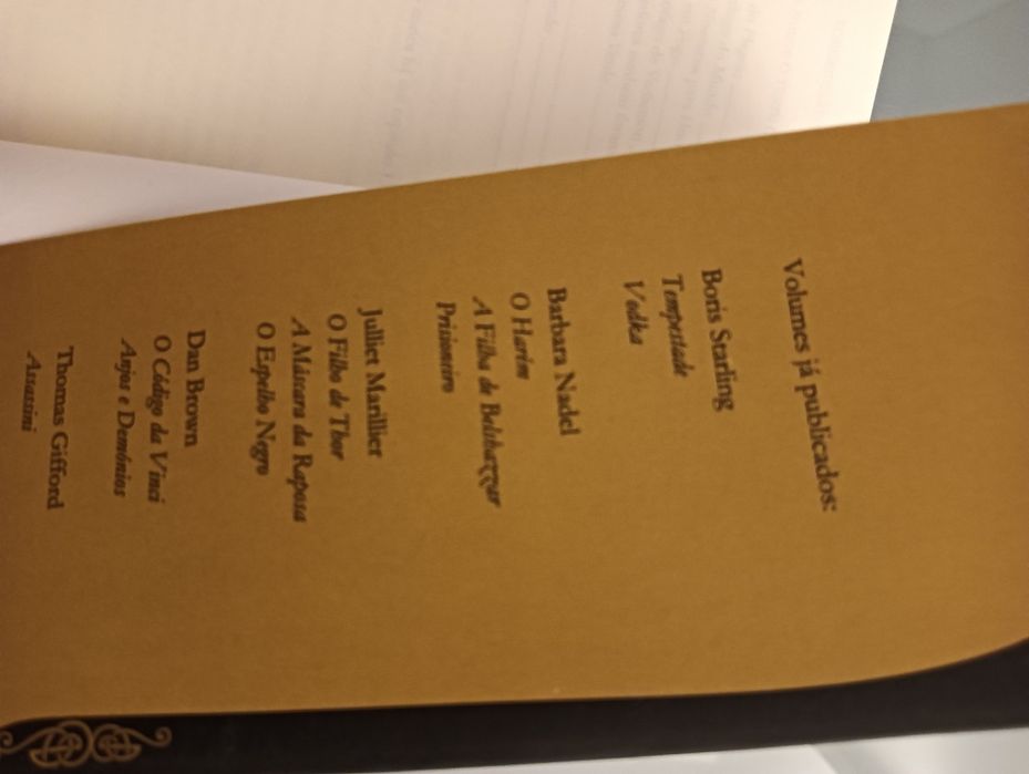 A Linguagem das Pedras	Autor: Robert Carter	Novo!