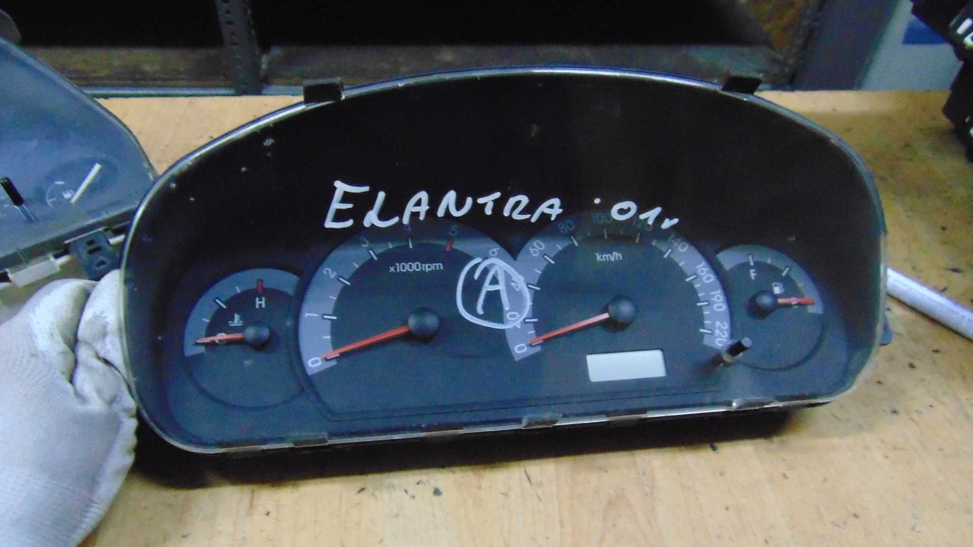 Mar55 Licznik zegary prędkościomierz hyundai elantra 01r wysyłka