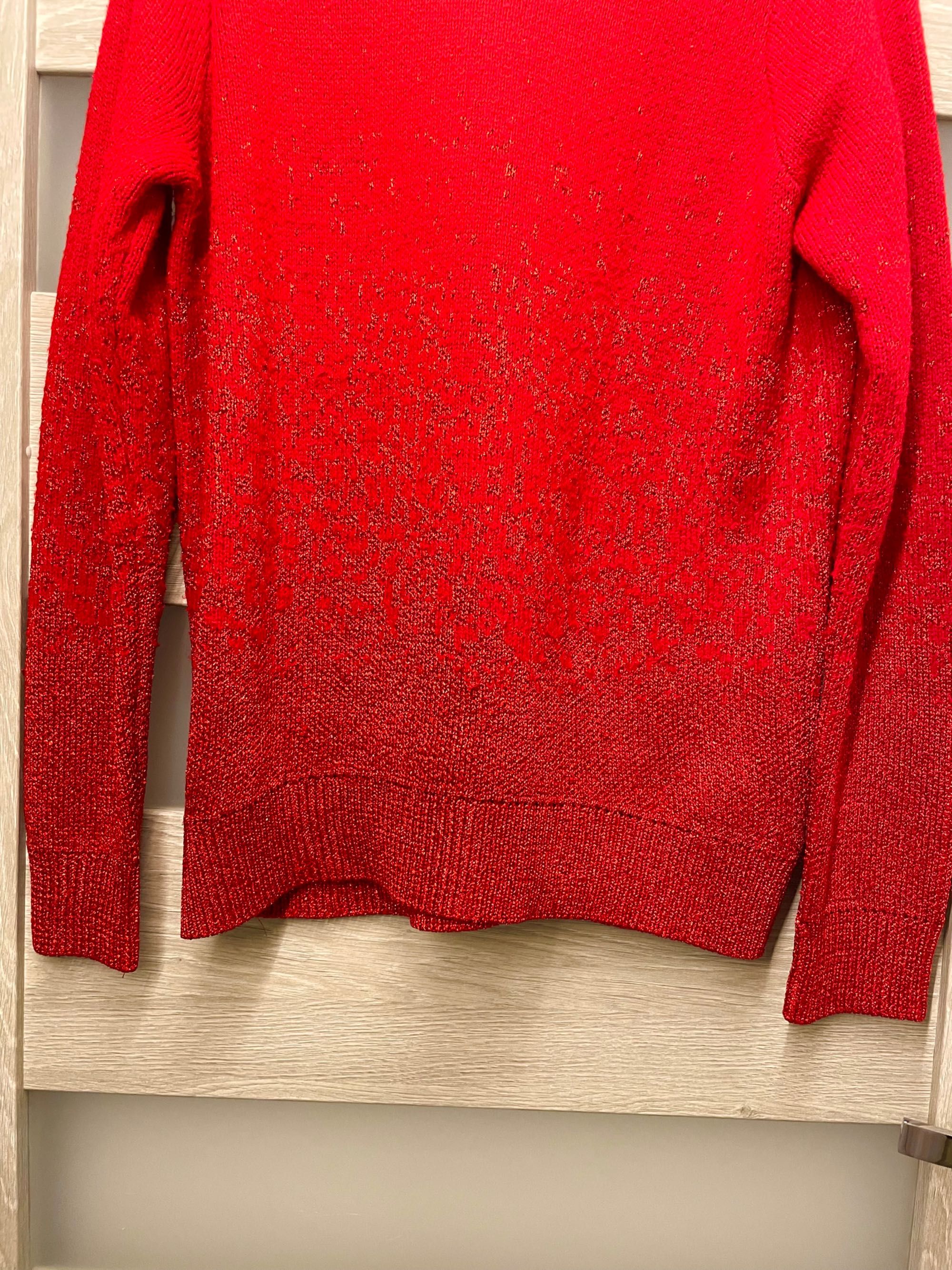 Sweter z brokatem