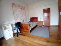 Quarto em Moradia Charneca de Caparica