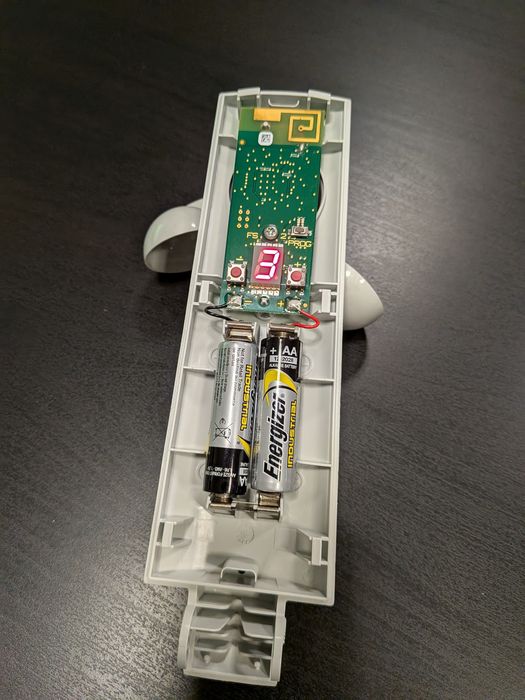 Bezprzewodowy czujnik wiatru Somfy iO