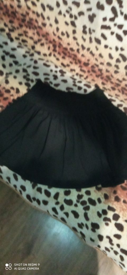 Śliczna Czarna spódnica