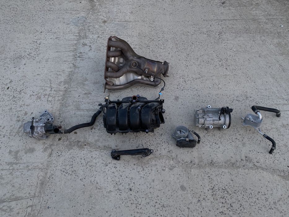 Toyota Rav 4 Hybrid 2019-2024 коллектор, дросель, помпа, теплообменник