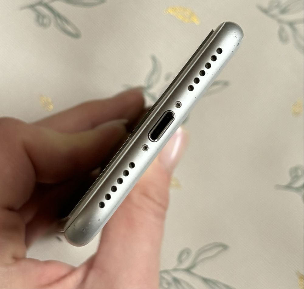 Iphone 7 srebrny 100% sprawny