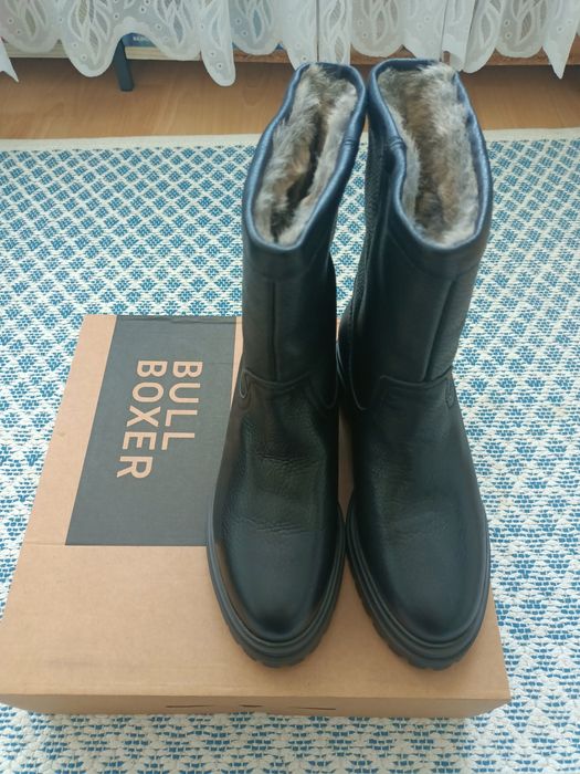 Kozaki ocieplane skórzane czarne r. 38 dł. wkładki 24.5