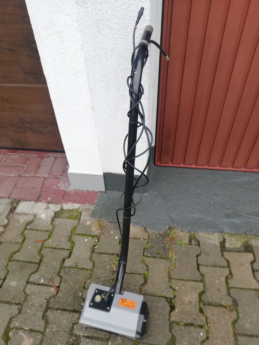 Karcher elektroszczotka piorąca PW 10