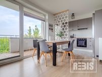 ENG| Pszczelna 30m2 z garażem i balkonem