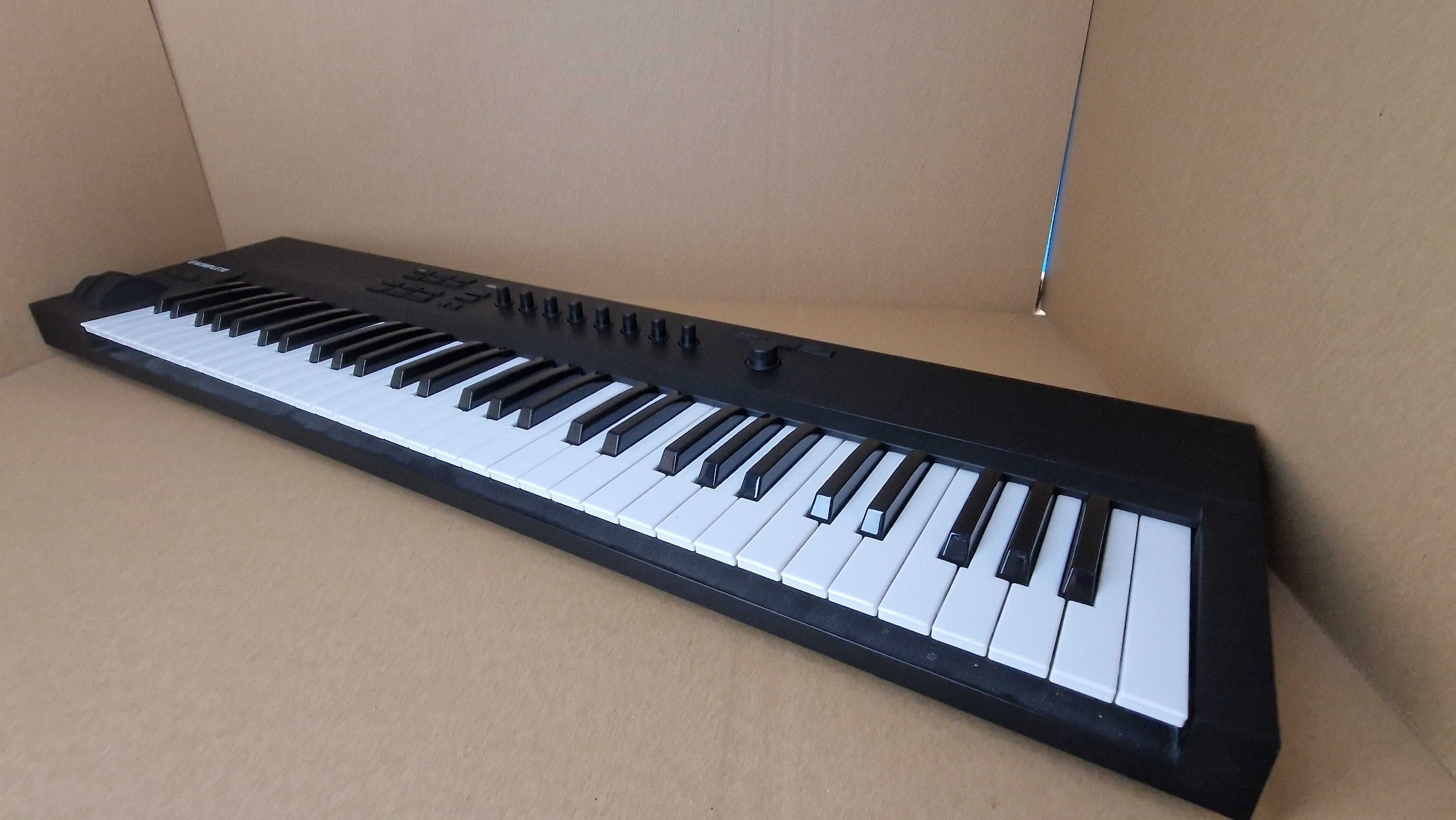 Keyboard MIDI NATIVE INSTRUMENTS Komplete Control A61