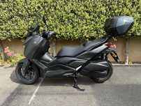 Yamaha X Max 300
