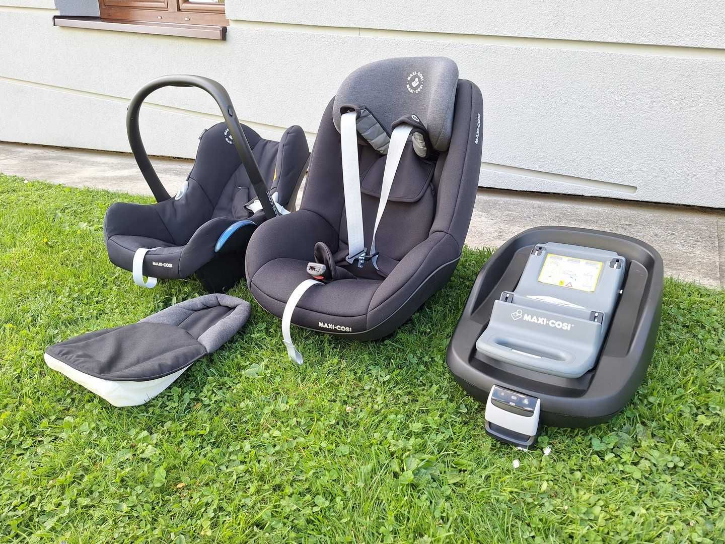 Fotelik samochodowy dla dziecka 0-36m, komplet, EasyFix Maxi-Cosi
