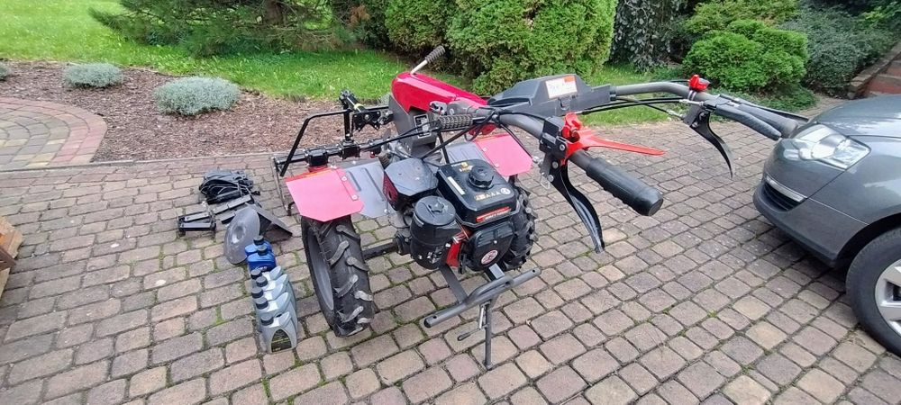 Ciągnik jednoosiowy-glebogryzarka Weima WM1100C-6 No- DIFF DELUXE 8 KM
