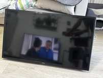Telewizor z uchwytem