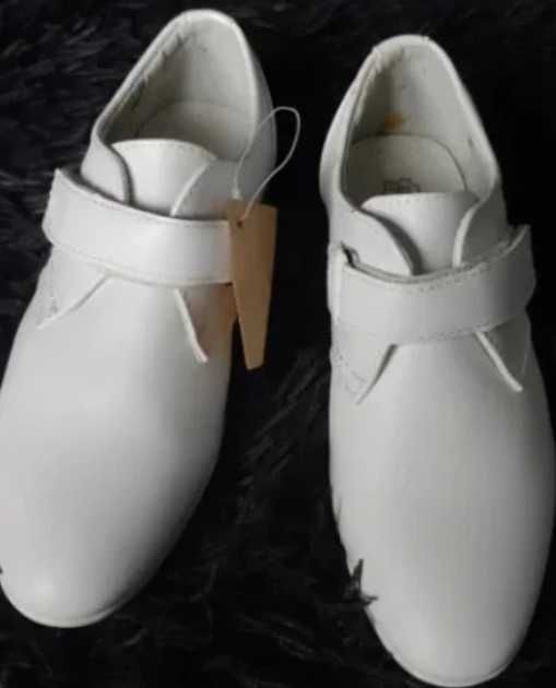 Buty komunijne Wojtylko białe chłopięce r. 29 (280)