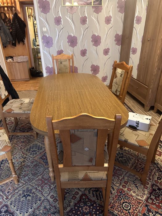 Stol z krzeslami odbior osobisty