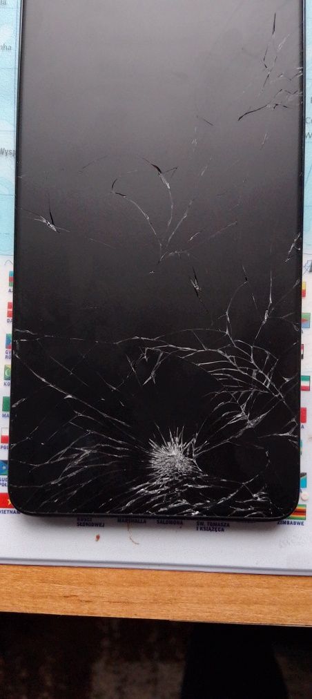 Smartfon TCL T612B