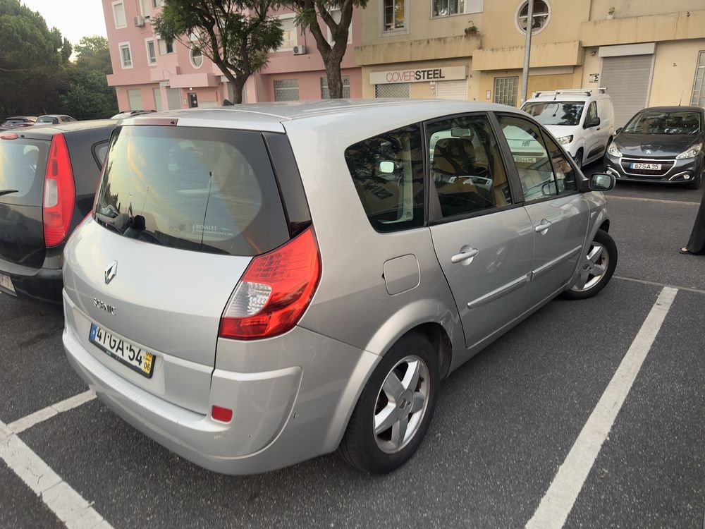 Renault Scénic 1.5 dCi - 2008 - 7 lugares