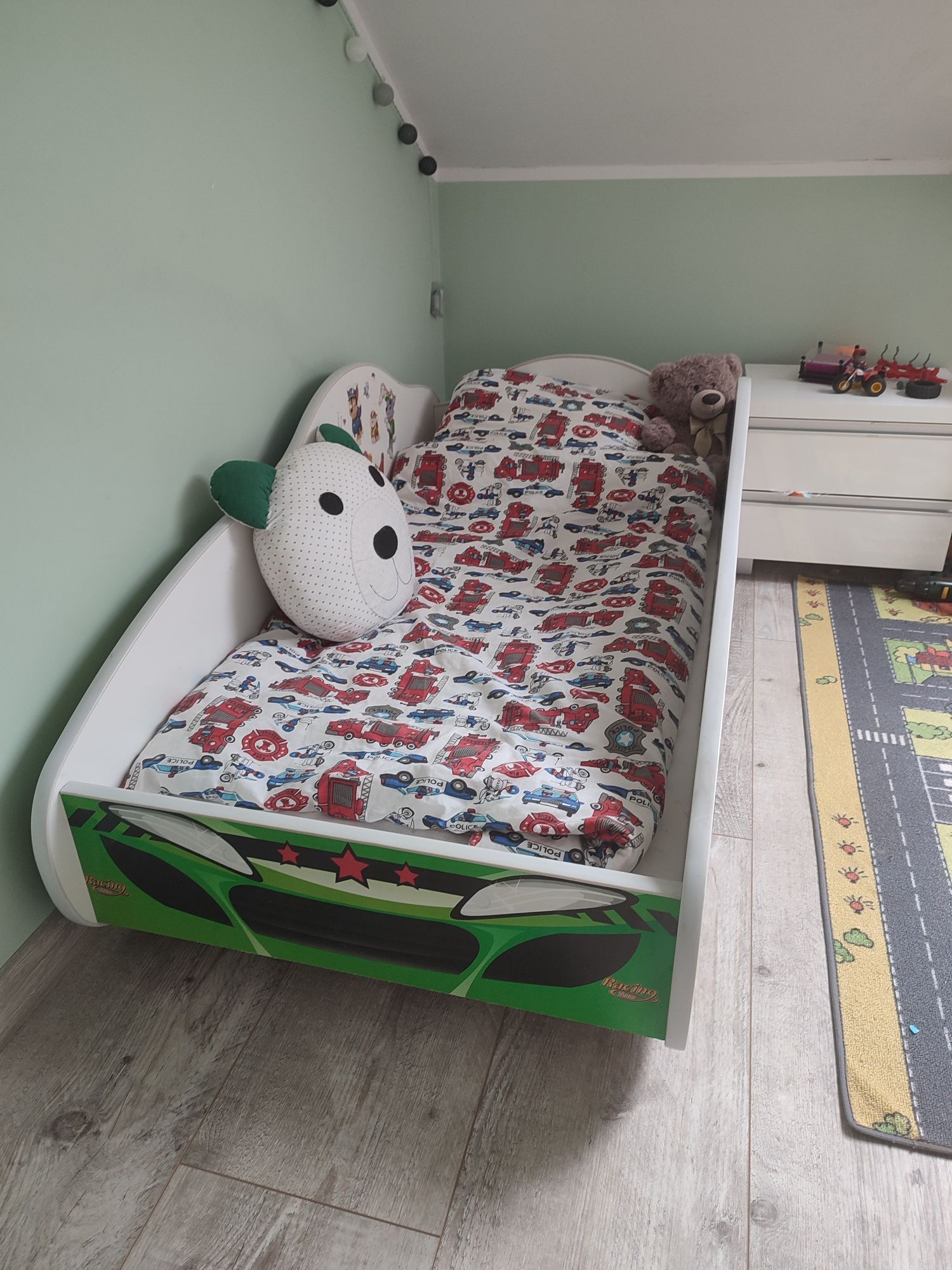 Łóżko dla dziecka auto materac pościel komplet