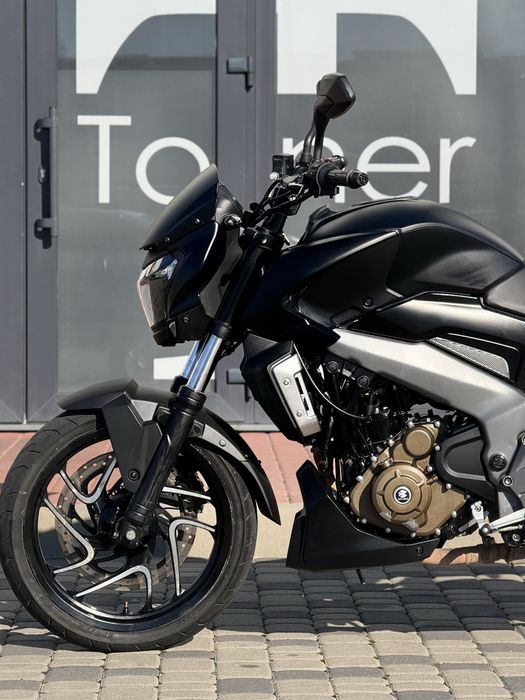 Bajaj Dominar 400 (баджадж домінар 400)