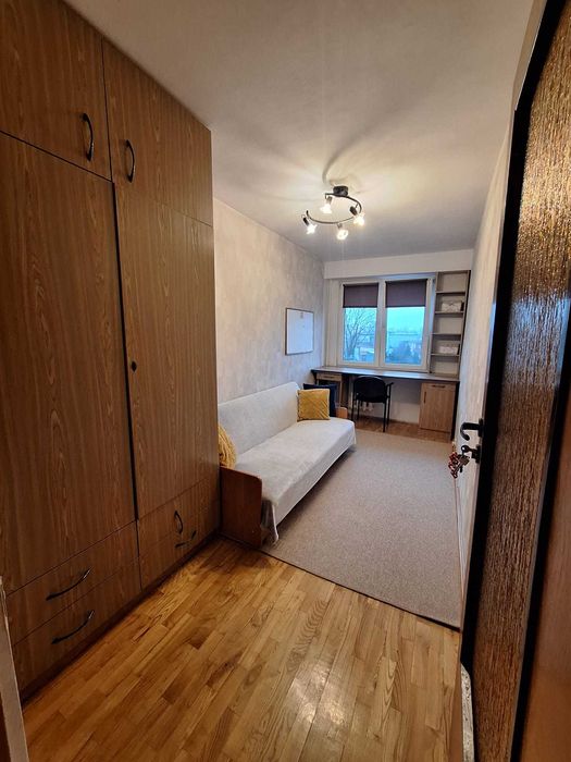 Wynajmę pokój w 3 pokojowym mieszkaniu