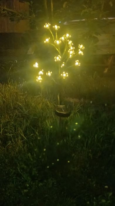 Lampki solarne LED ogrodowe na taras, balkon różne rodzaje