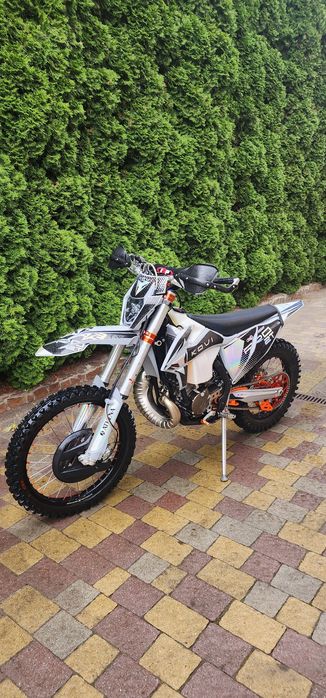 Продам кові 250 2т  стан9.5/10 2025р